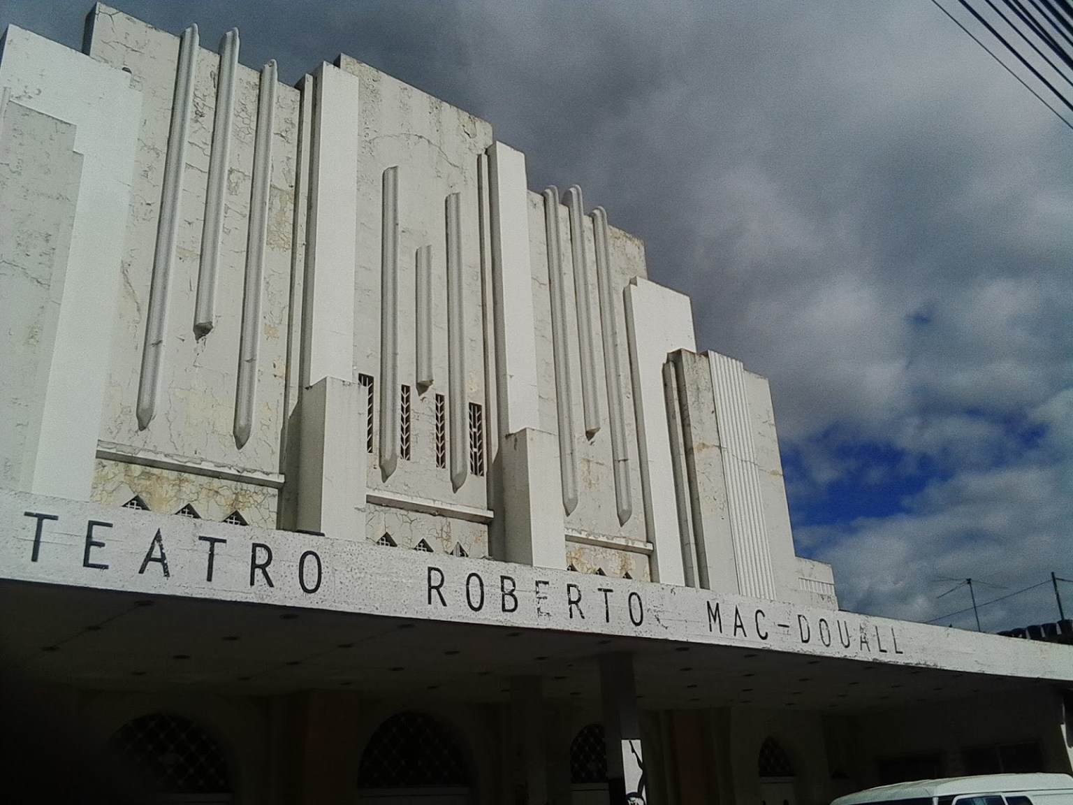 Zipaquirá: Firman acta de inicio de estudios de la restauración del Teatro Mac-Douall