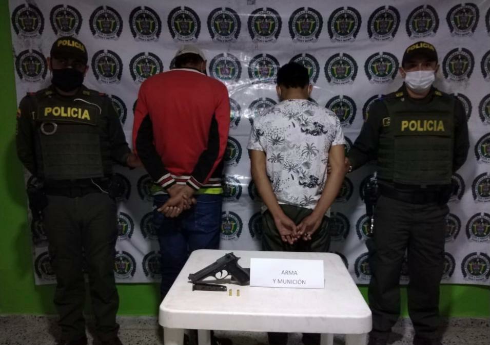 Dos presuntos delincuentes capturados en   Gachancipá