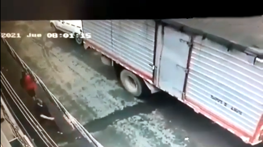 Video: Roban carga de camión parqueado en Zipaquirá