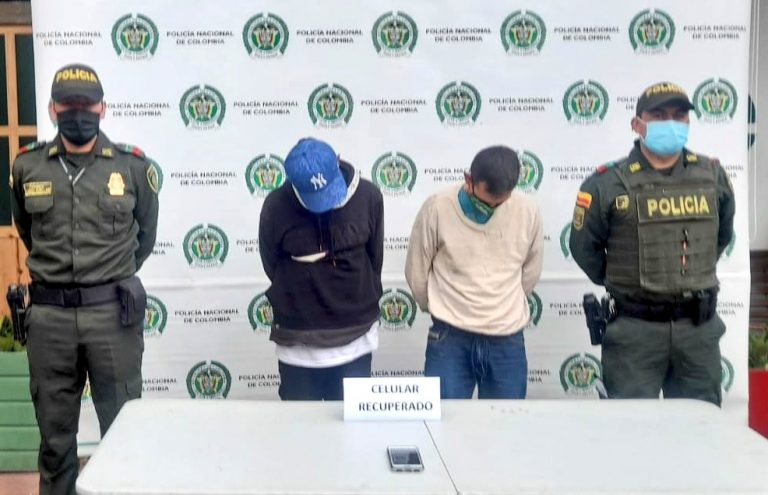 Detienen a presuntos delincuentes en Chía