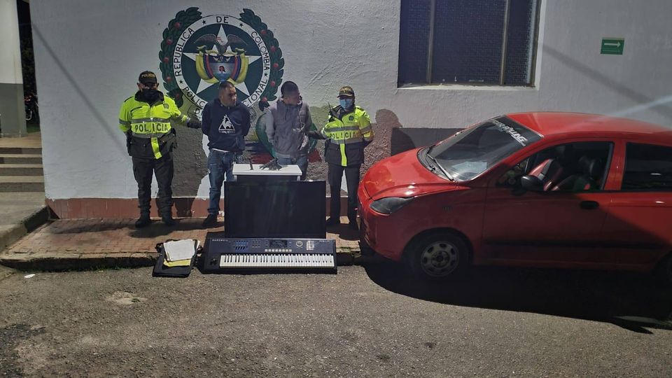 Zipaquirá: La policía detuvo a dos presuntos apartamenteros, otro sujeto se dio a la fuga