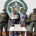 Los dos hombres detenidos son de ciudadanos de nacionalidad venezolana, y fueron sorprendidos por medio de acciones de patrullaje, registro y control que son adelantados los diferentes cuadrantes de la Policía Nacional.