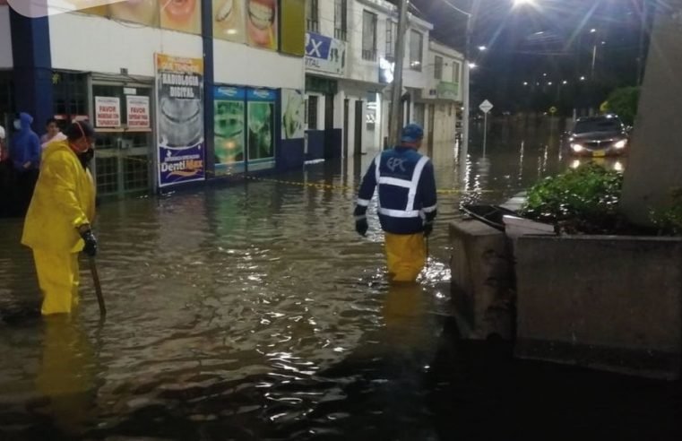 Noche de inundaciones en Cajicá  (+Video)