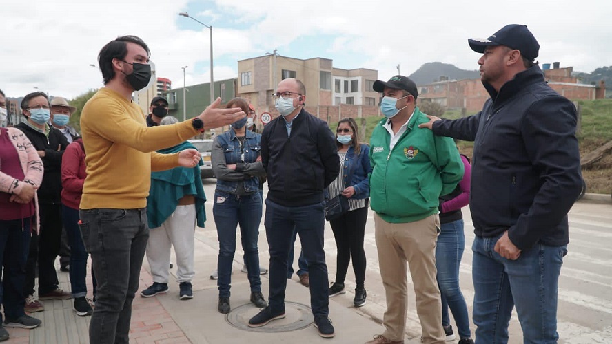 Zipaquirá: Administración municipal se compromete a mejorar las vías de La Arboleda