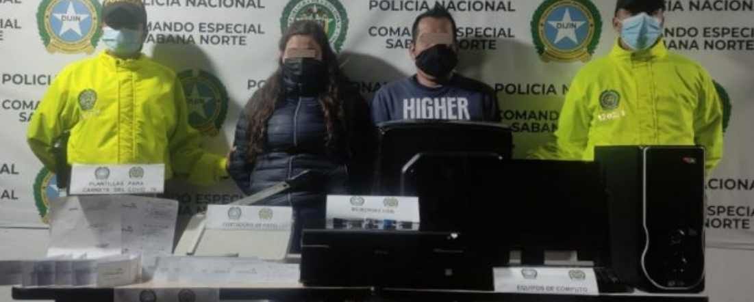 Zipaquirá: Por falta de antecedentes quedaron en libertad falsificadores de carné anticovid