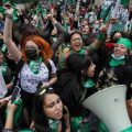 Corte Constitucional despenaliza el aborto hasta la semana 24