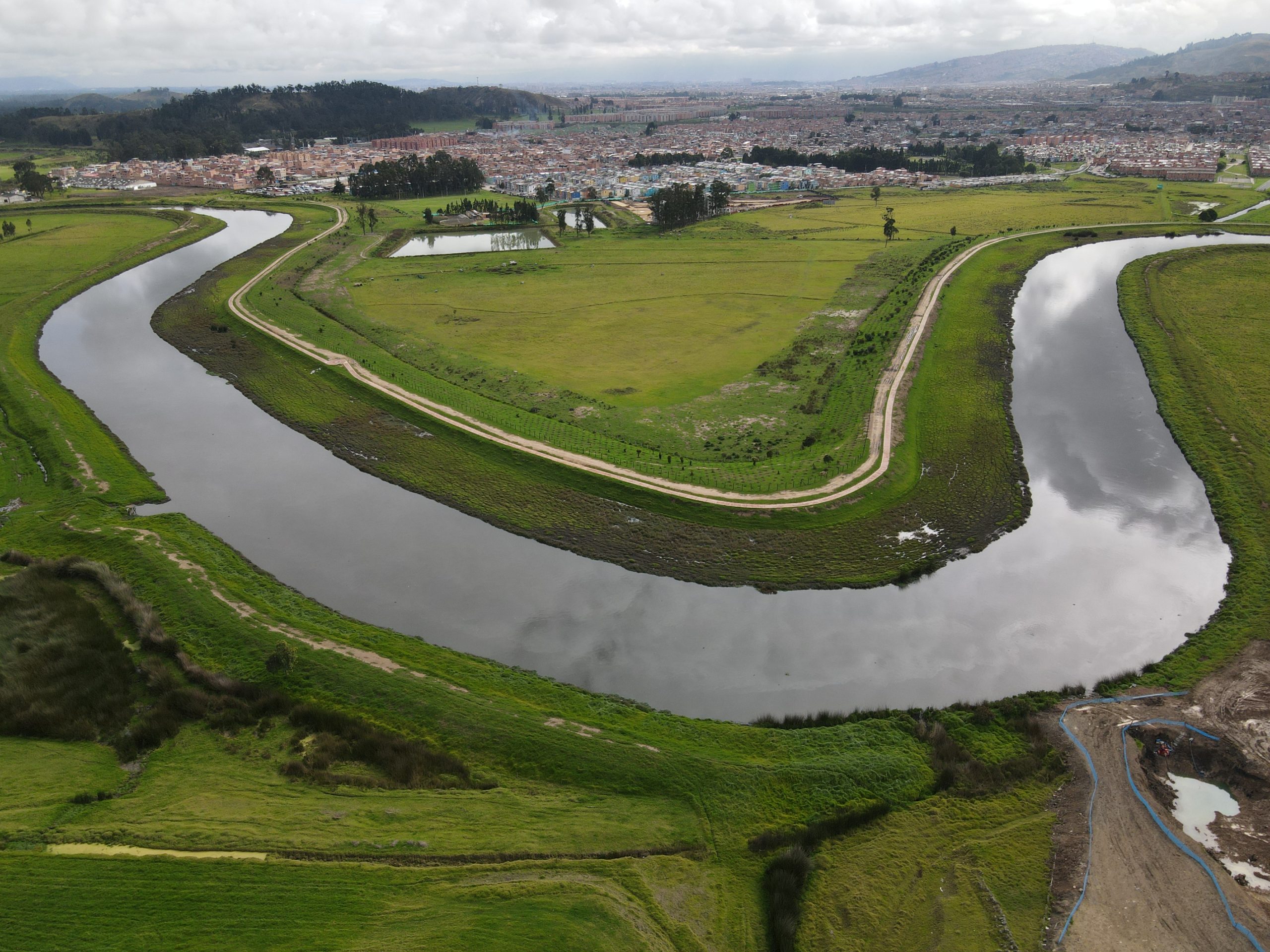 El Renacer del Río Bogotá: Un Tesoro Ecológico que Requiere Protección