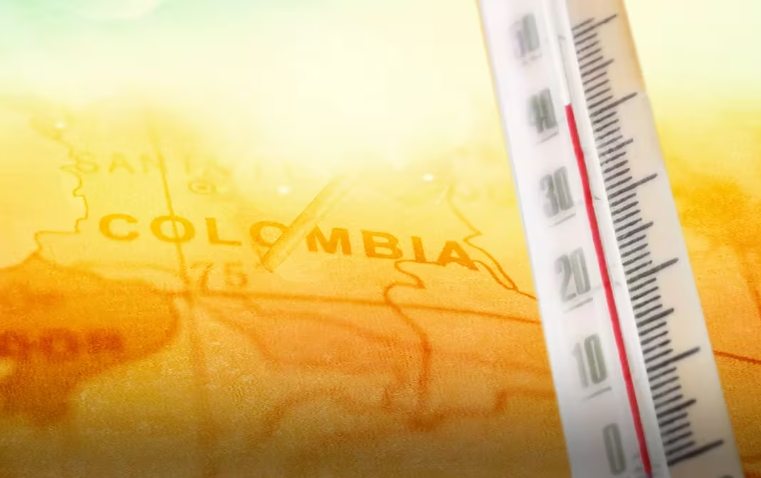 Oleada de Calor: Ocho Municipios Colombianos Sufren Temperaturas Superiores a 37 °C
