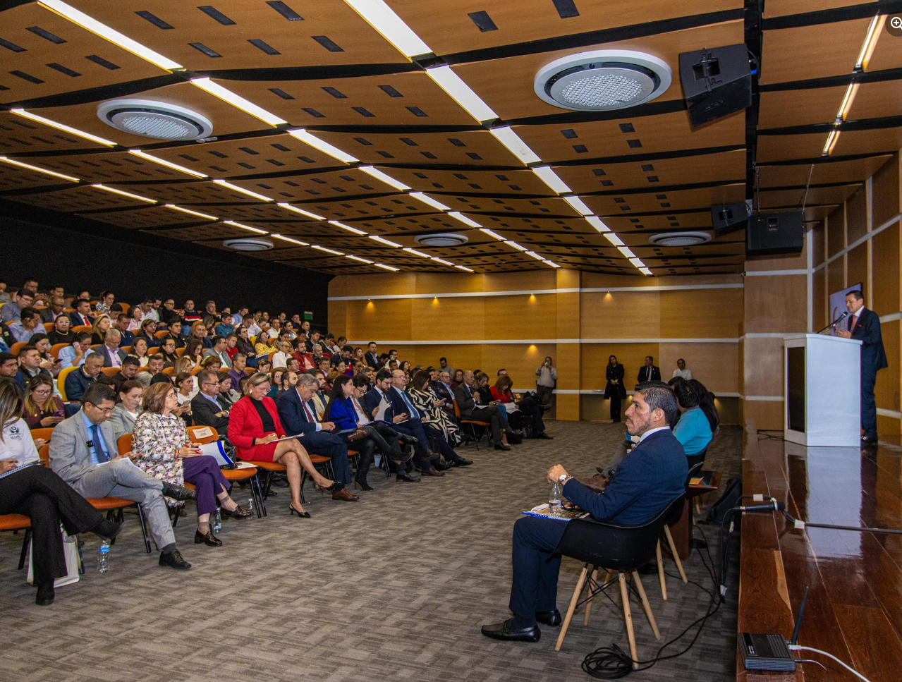 Reunión clave en la Gobernación de Cundinamarca para promover la transparencia y eficiencia en la gestión pública