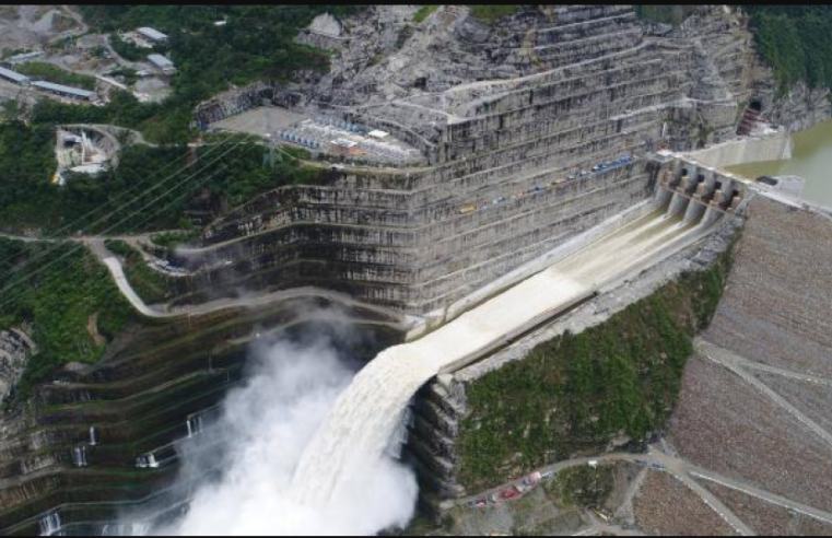 Presiones Actuales en el Sistema Eléctrico Colombiano: Desafíos y Soluciones