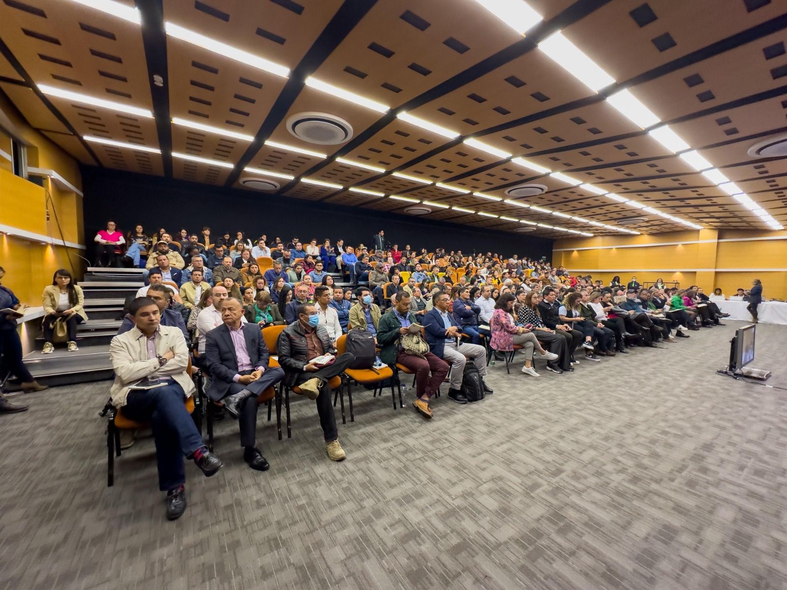 Análisis y Acciones: Conversatorio sobre el Cambio Climático y el Río Bogotá