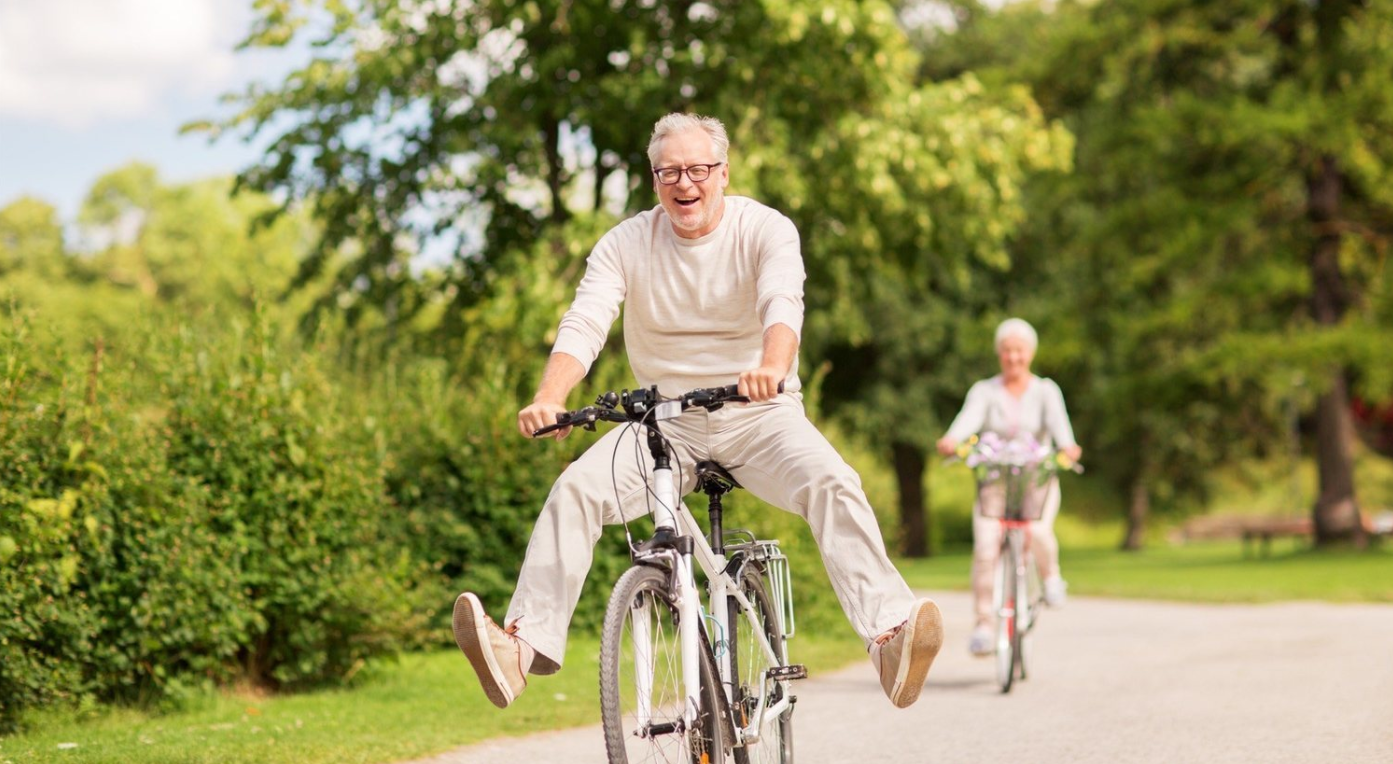 Ciclismo para Adultos Mayores: Consejos y Beneficios