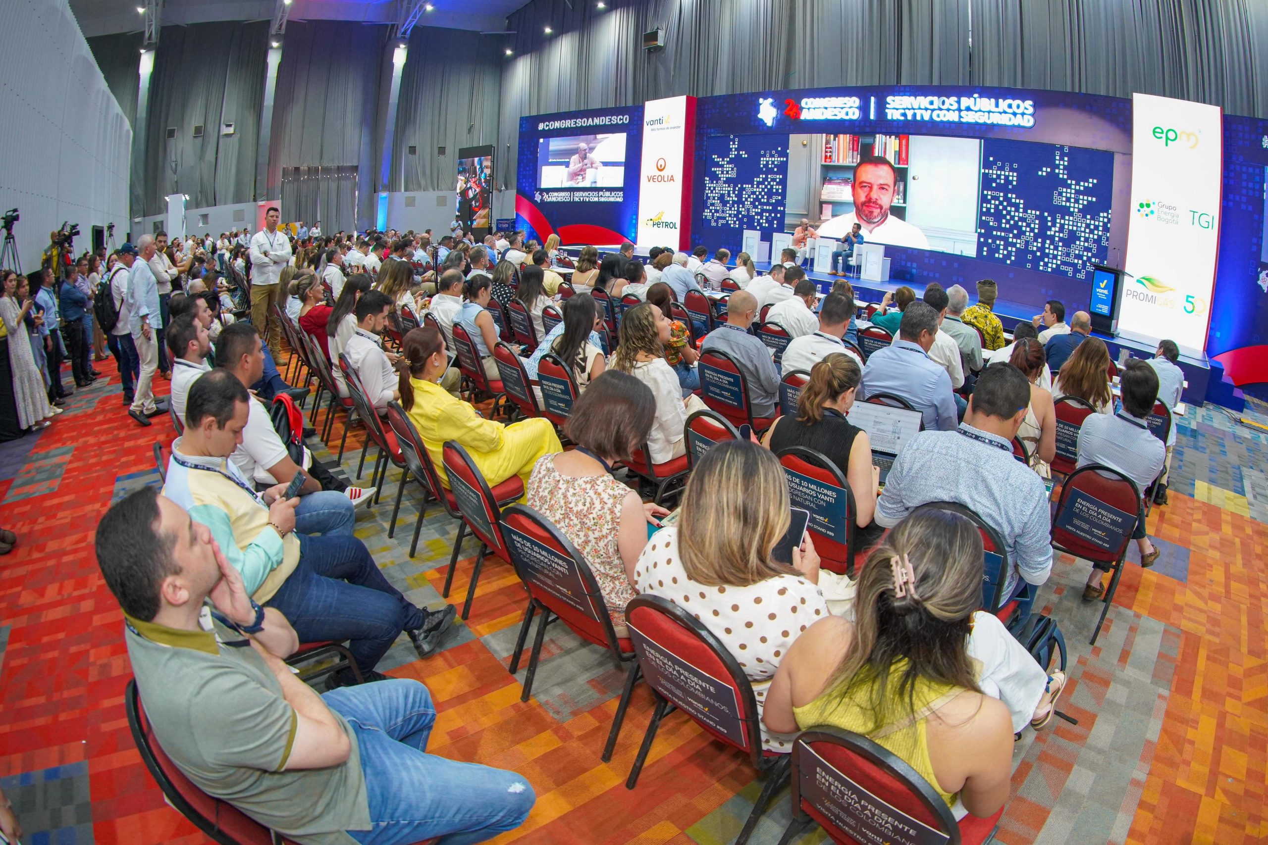 Gobernador Jorge Rey Resalta Agenda Regional en Congreso de Andesco