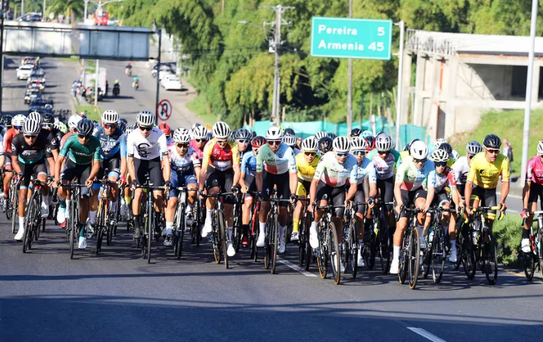 Cierre Vial en la Calle 80 por la Etapa 3 de la Vuelta a Colombia