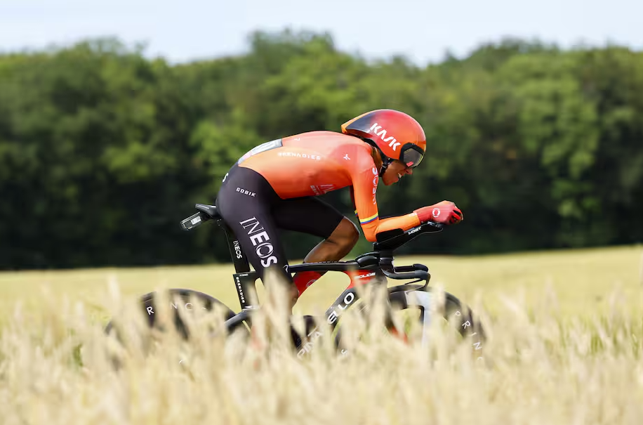 Remco Evenepoel Brilla en la Contrarreloj del Tour de Francia, Pogacar Mantiene el Liderato