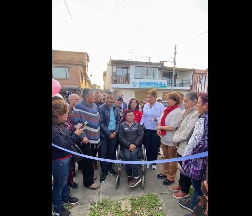 Entrega de Predios para Juntas de Acción Comunal en Centro y Puente Vargas