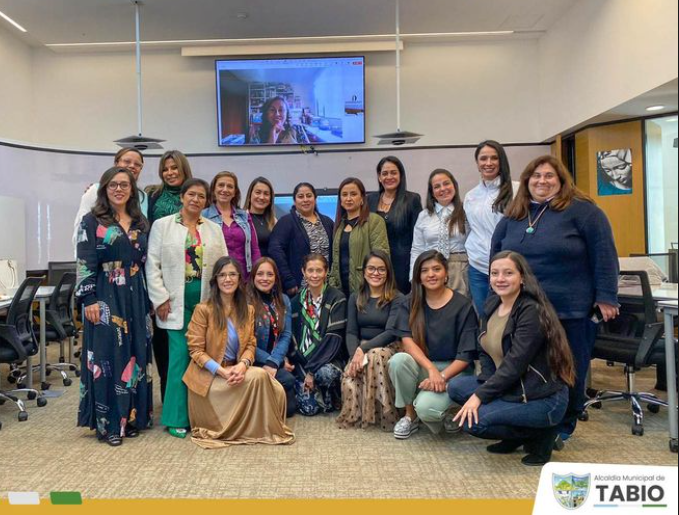 Luz Adriana Julio Torres y su Compromiso con el Proyecto “Casa Social de la Mujer”