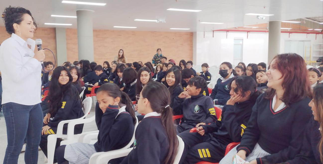 Capacitación sobre la Trata de Personas en el Colegio Capellanía