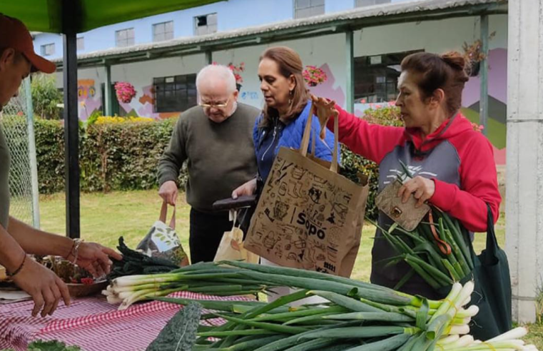 Gran Afluencia en el Mercado Campesino de la Vereda San Gabriel