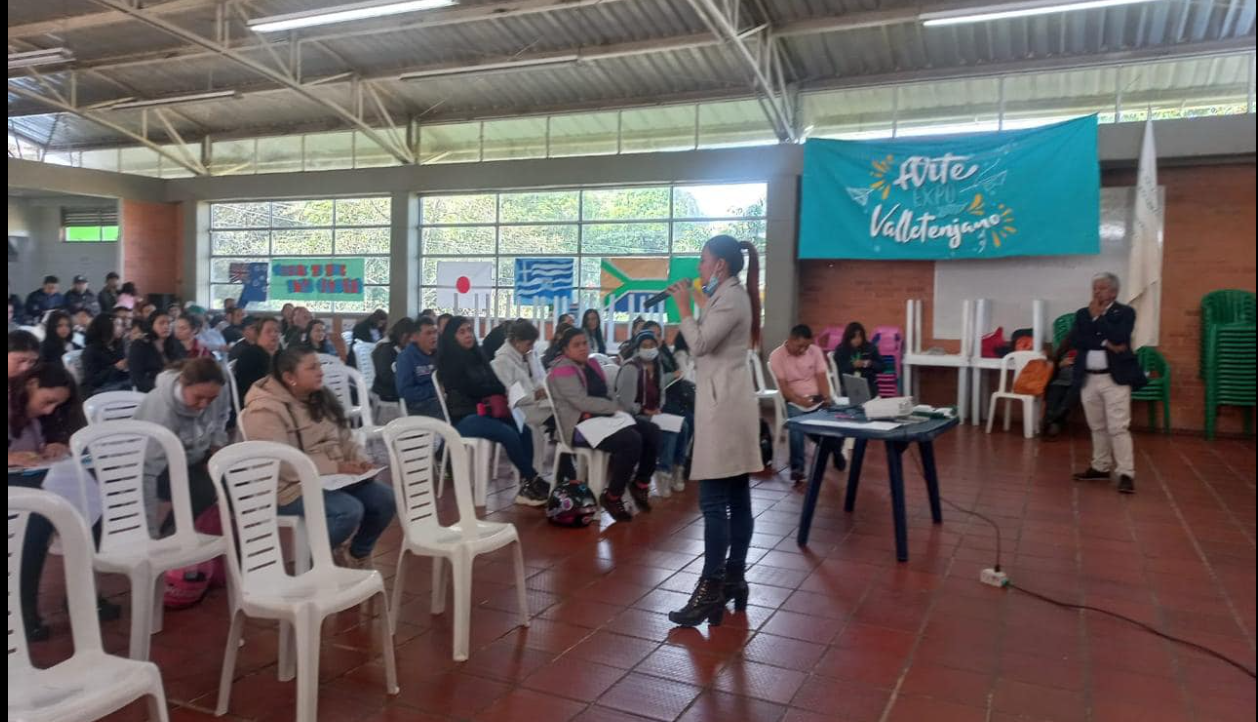 Taller de Escuela de Padres en Tenjo Promueve Disciplina Positiva y Prevención del Consumo de SPA