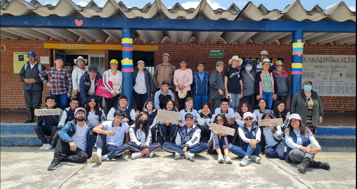 Éxito en el 4º Encuentro Intergeneracional entre Adultos Mayores y Estudiantes en Cogua