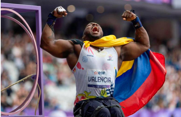 Mauricio Valencia brilla con oro en París y Colombia sigue sumando en los Paralímpicos