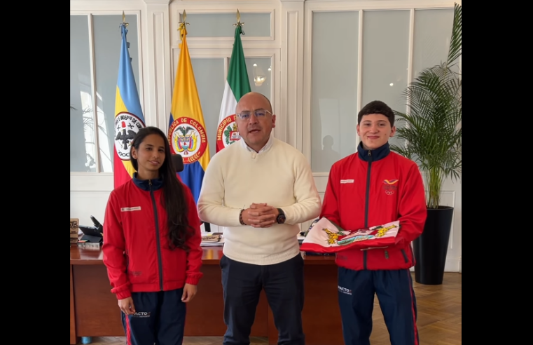 Zipaquirá entrega bandera a campeón suramericano de gimnasia aeróbica para representar en mundial en Italia + Video