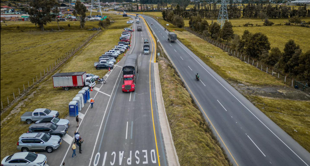 Se inaugura la nueva doble calzada de la variante de Zipaquirá