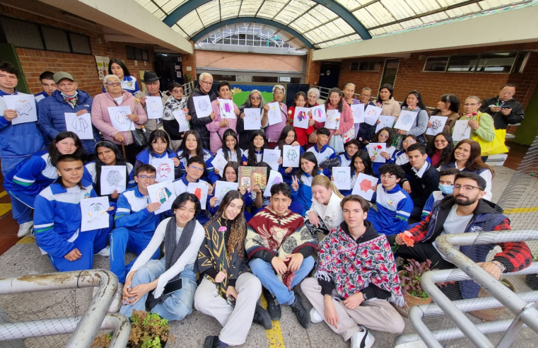 Quinto Encuentro Intergeneracional une a abuelos y niños en torno a la tradición del tejido