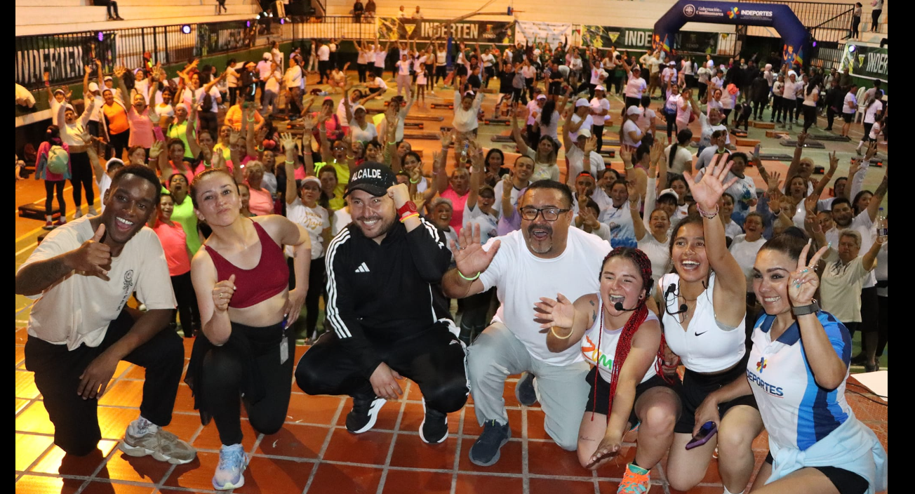 Tenjo Celebró el Día Internacional del Turismo con el Neón Step Fest