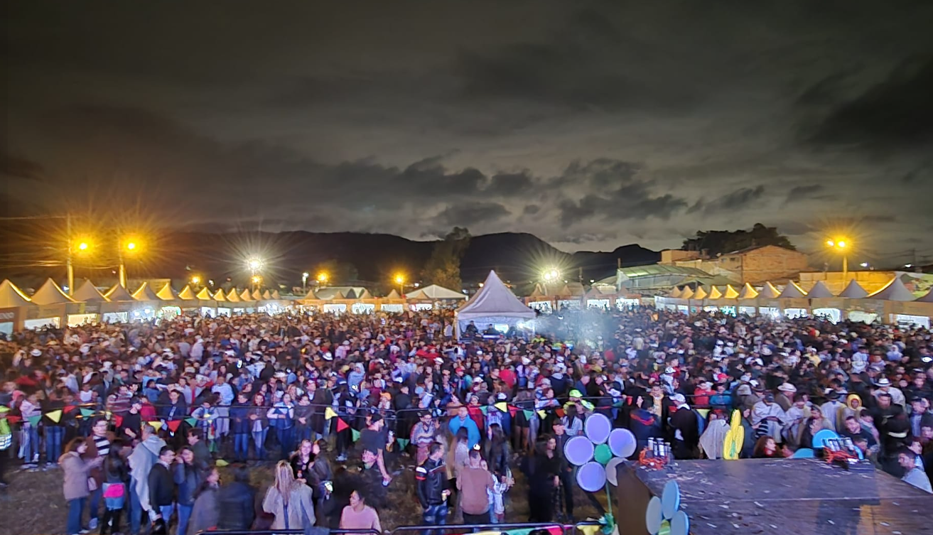 Festival de la Cuatro Puntas cierra su segundo día con vibrantes presentaciones musicales