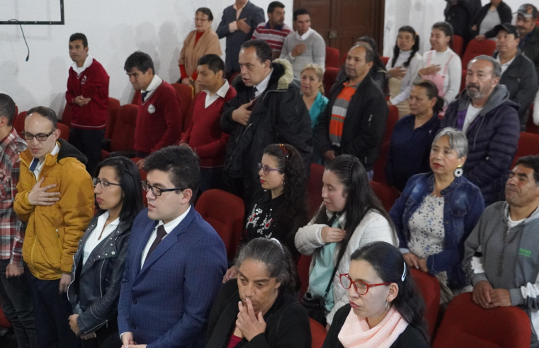 Entregan reconocimientos a participantes del curso de herramientas ofimáticas dirigido a beneficiarios del Programa de Discapacidad