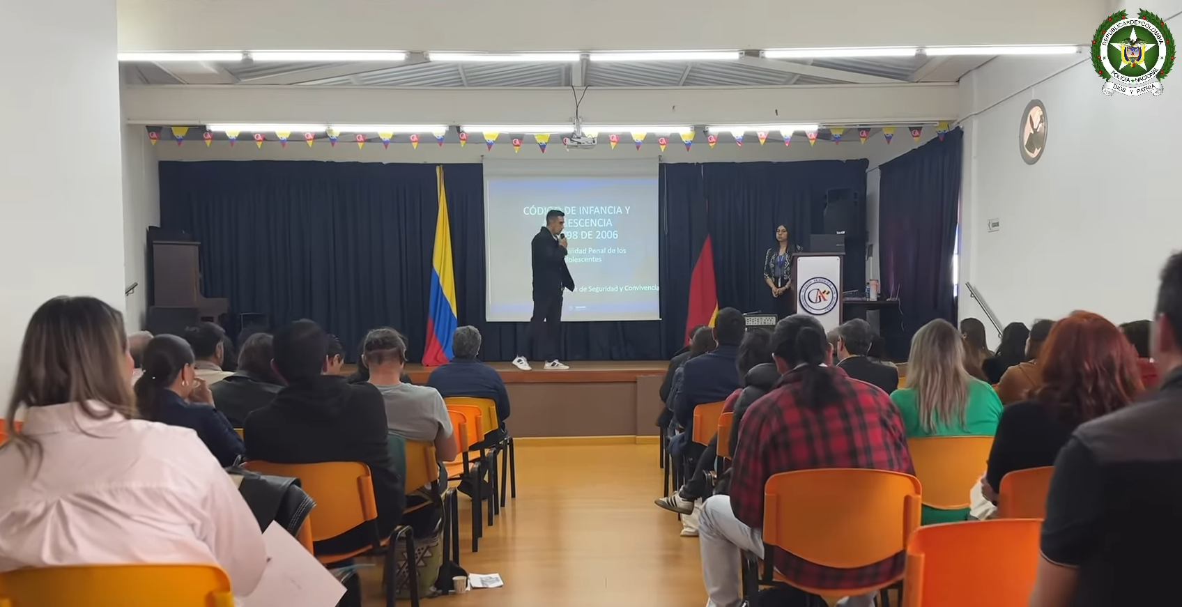 Jornada de Sensibilización en Cajicá Aborda la Responsabilidad Parental y el Uso Seguro de Redes Sociales + Video