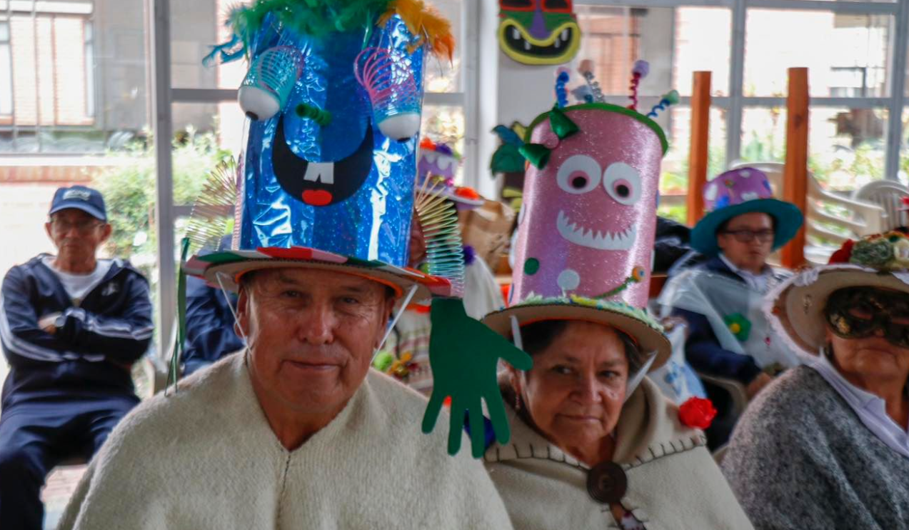 Día Dulce en Centro Día: Celebración con creatividad y alegría para los adultos mayores