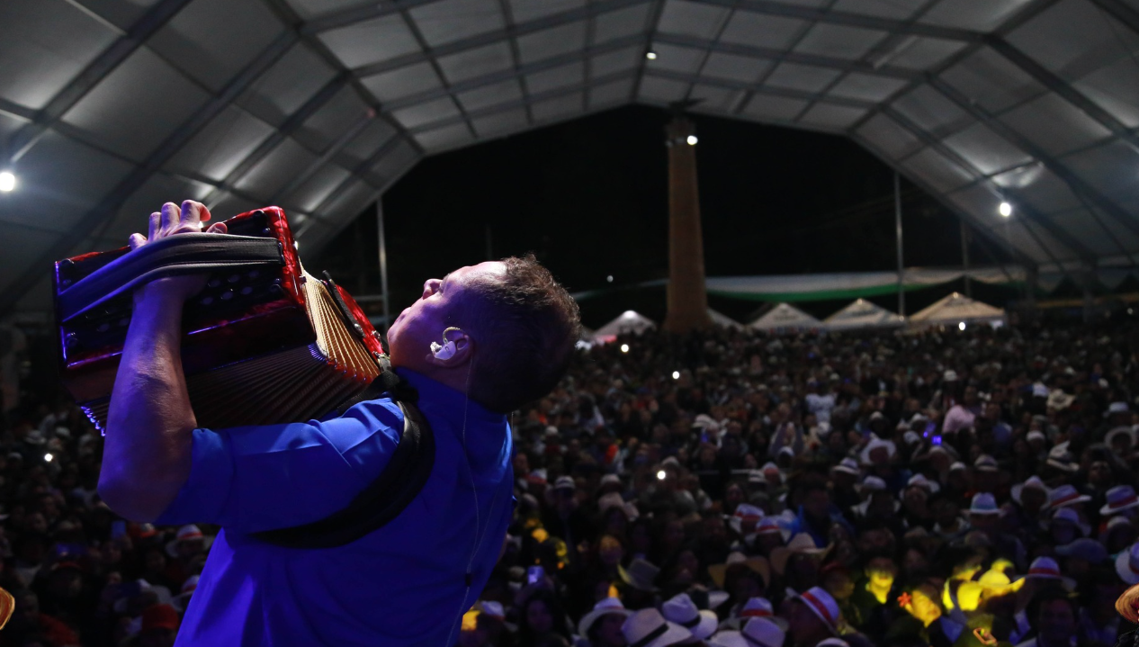 Éxito total en la celebración del Día Nacional del Torbellino