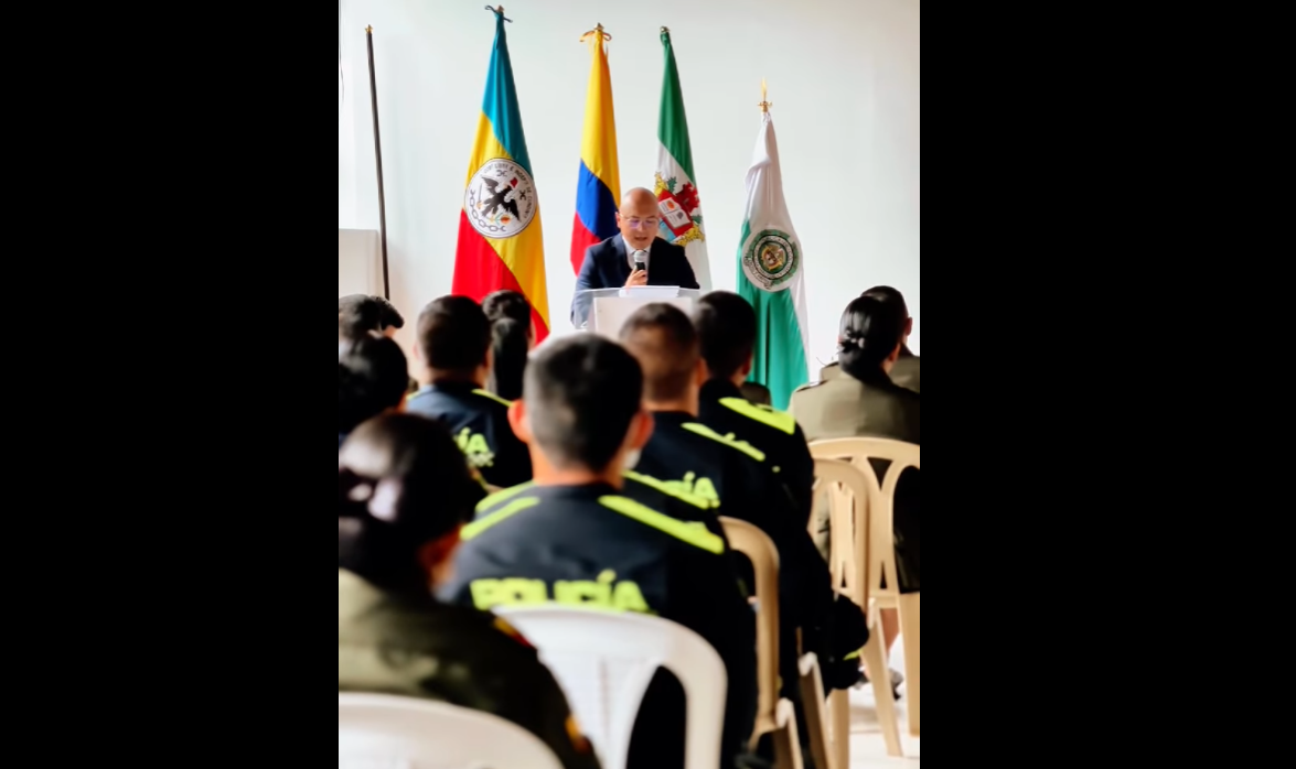 Zipaquirá rinde homenaje a la Policía Nacional en su 133º aniversario + Video