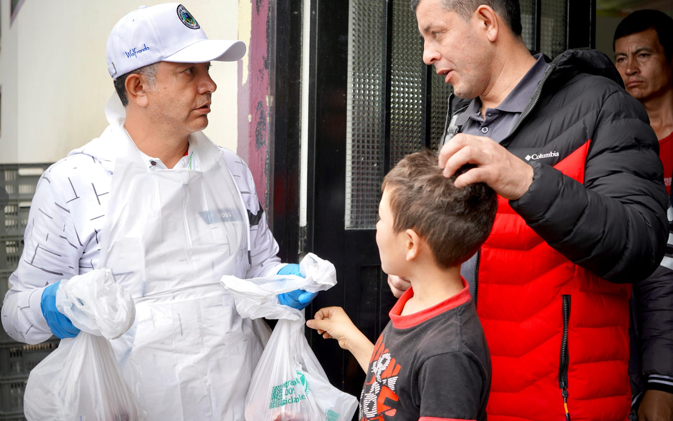 Programa “Tocancipá sin Hambre” entrega más de 1.500 raciones de alimentos a familias locales