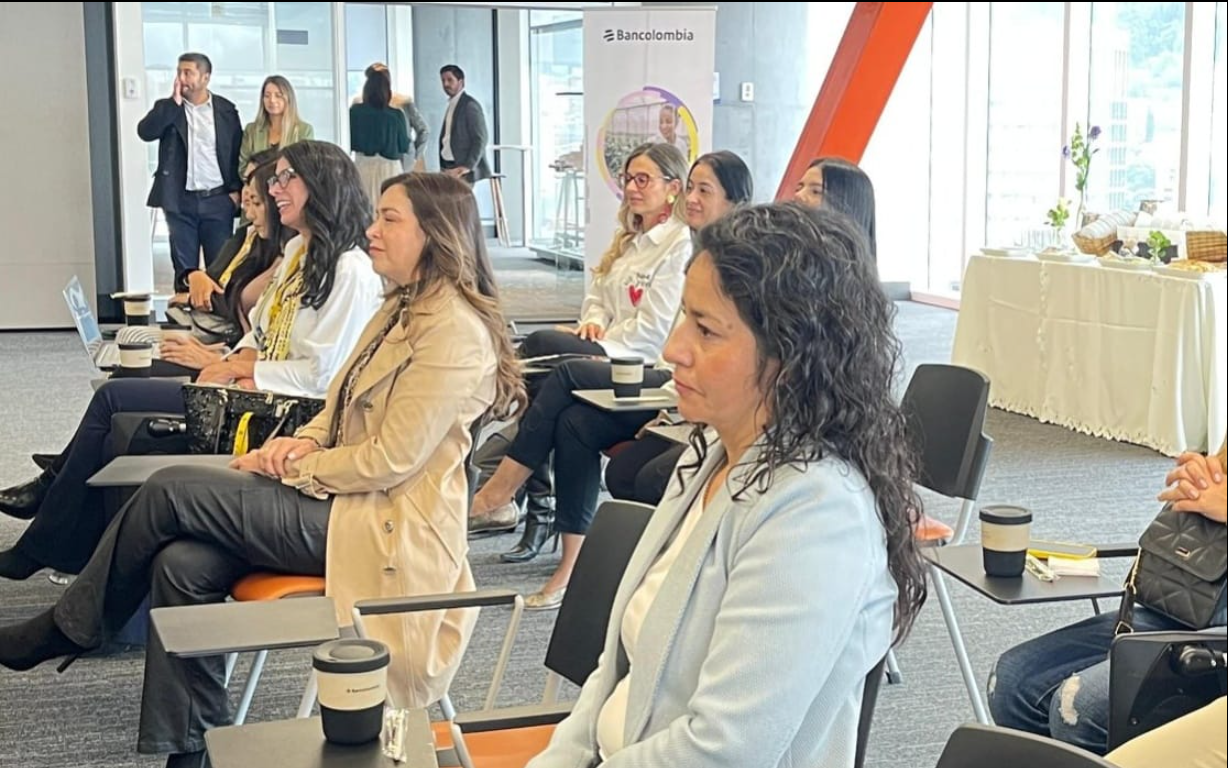 Mujeres líderes en el sector público: un espacio de aprendizaje y empoderamiento