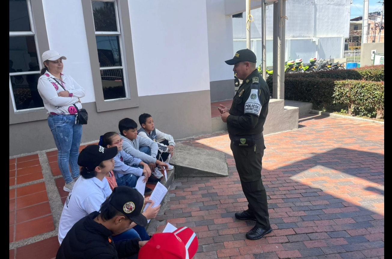 |Policía| Comunitaria fortalece la participación juvenil en |Tocancipá|