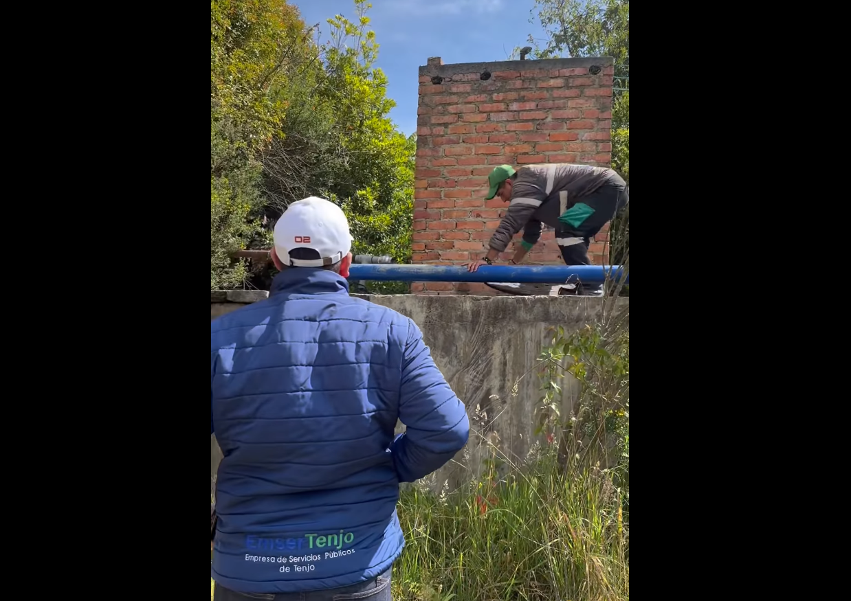 Ampliación de redes de |agua| en la zona rural de |Tenjo| + Video