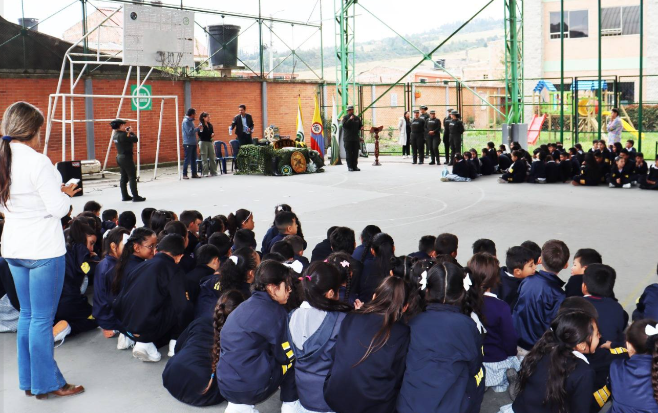 Lanzan |cartilla DREAN| para fomentar la educación ambiental en |Cundinamarca|