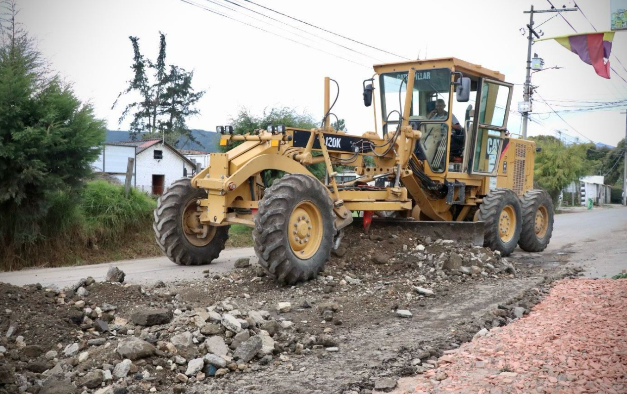 |Chía| avanza en la recuperación de su |infraestructura vial|