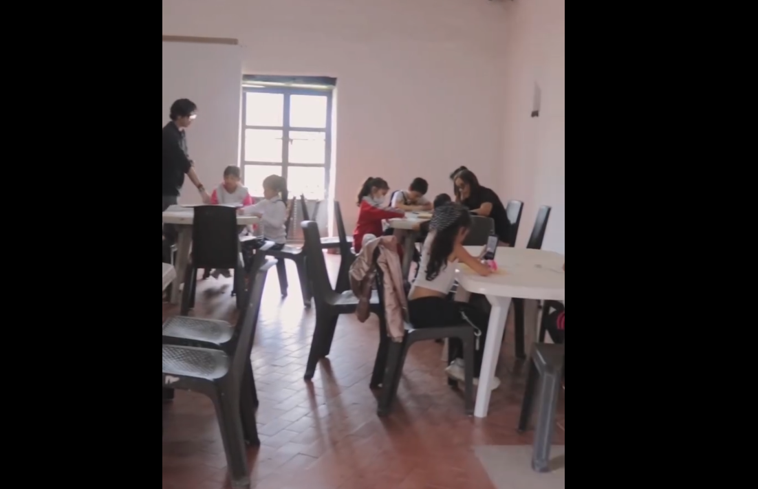 Escuela de |Formación Cultural| en |Artes Plásticas|: un espacio para la creatividad + Video