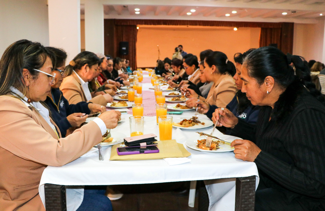 La alcaldía de |Tabio| conmemora el |Día de la Mujer| con reconocimiento a su labor