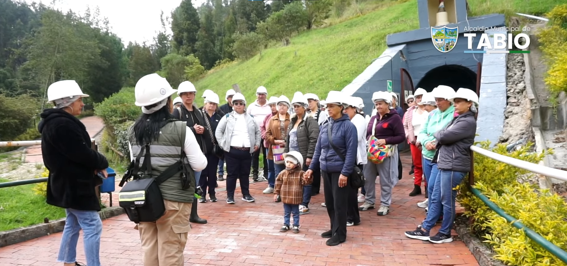 Cuidadores de |Nemocón| y |Tabio| Disfrutaron de una Jornada de Reconocimiento en la |Mina de Sal| + Video