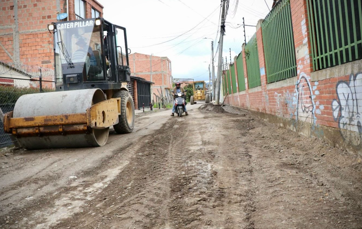 |Chía| avanza en el |mantenimiento de vías| urbanas y rurales