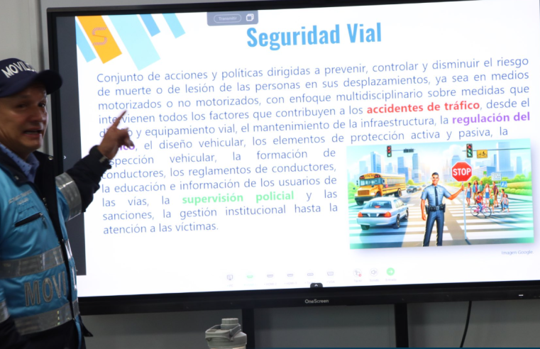 |Cajicá| fortalece la capacitación vial para conductores y operarios de la |Empresa de Servicios Públicos|