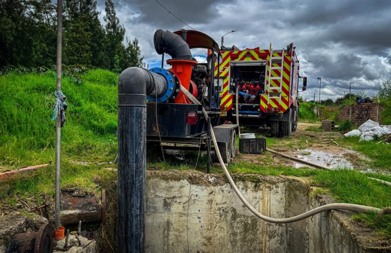 |Chía| instala motobombas por |alerta amarilla| en el |Ríofrío| para prevenir inundaciones