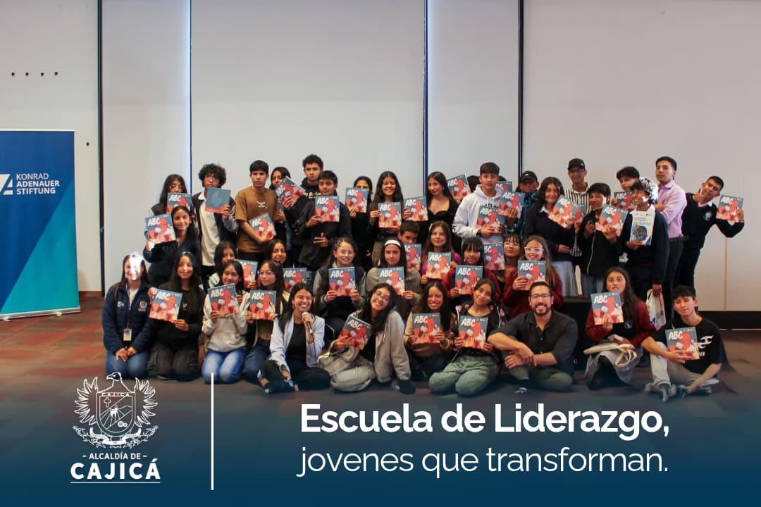 |Jóvenes de Cajicá| fortalecen su |liderazgo| en escuela de formación política