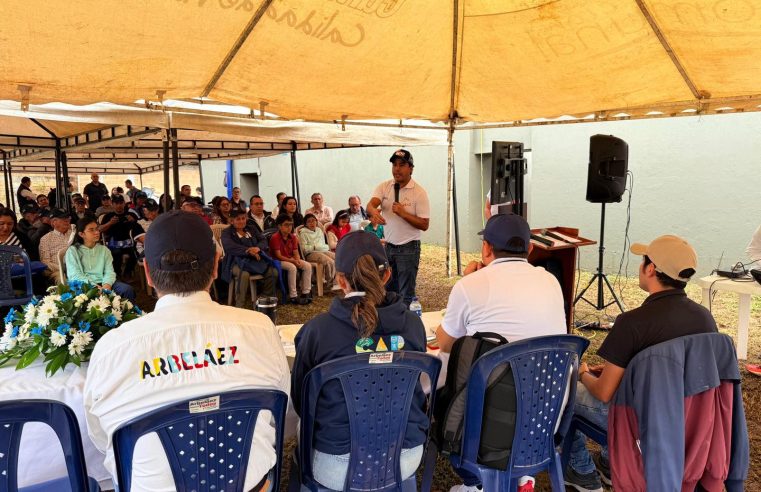 Arbeláez fortalece |acueductos| veredales en la |2ª Asamblea del Agua|